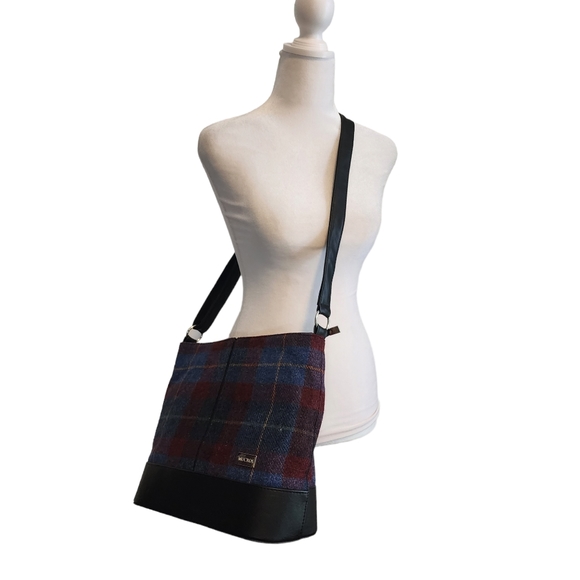 EUC Mucros Made in Ireland Plaid Wool and Leather Crossbody Shoulder Bag - Picture 6 of 11
